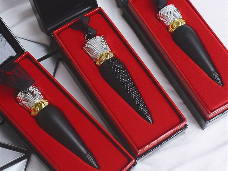 蘿卜丁口紅什么牌子，蘿卜丁口紅一般多少錢